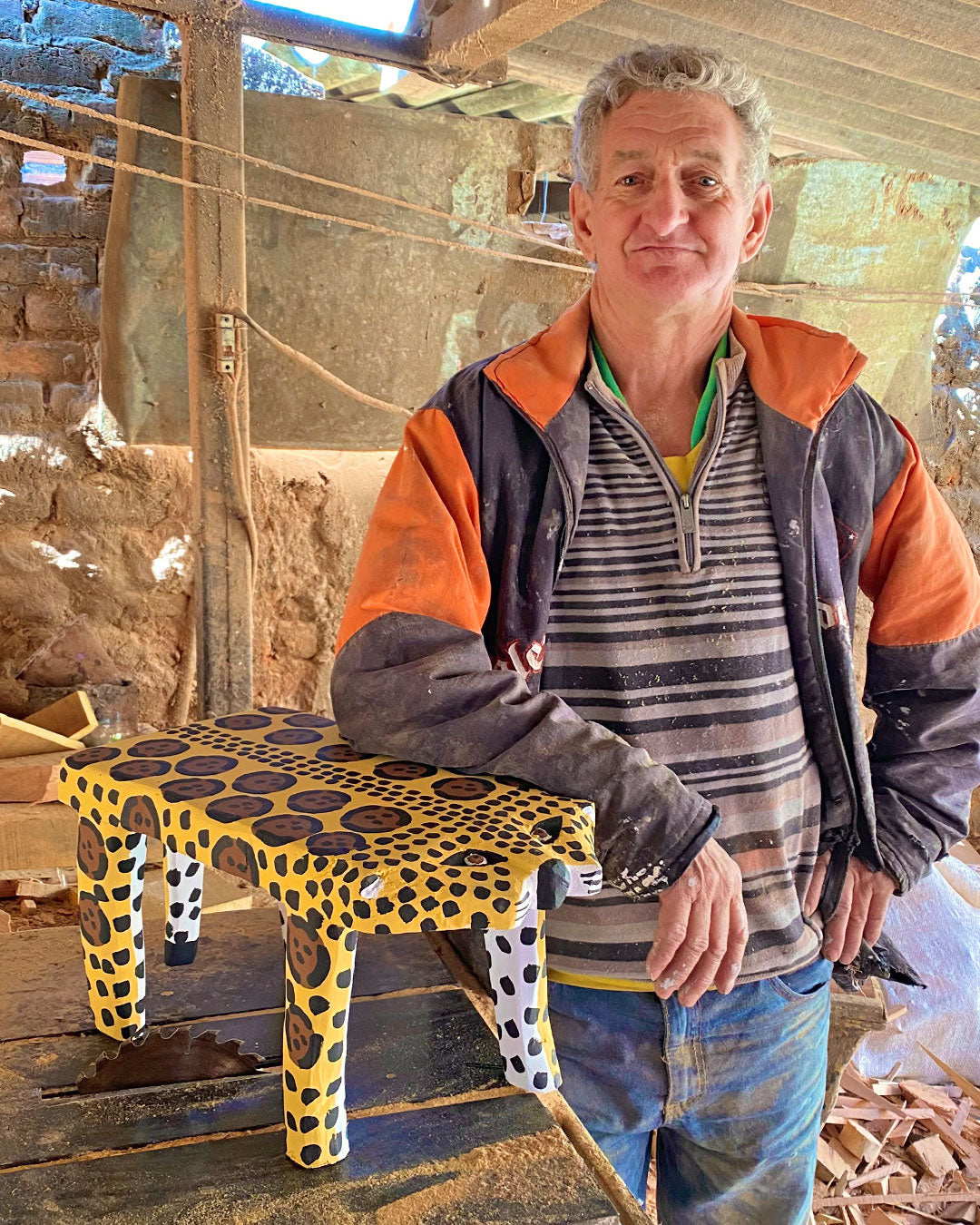 Banquinho de onça (pequeno) - Seu Gervásio