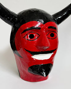 Máscara vermelha c/ chifres