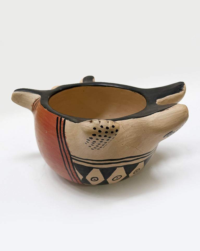 Cumbuca sapo (c/ grafismos) – Etnia Waurá