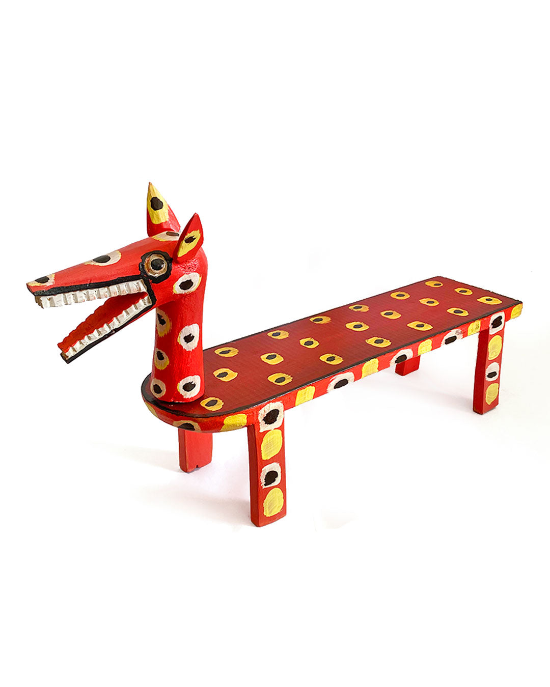 Banquinho-cachorro vermelho e amarelo – Cícero Francisco